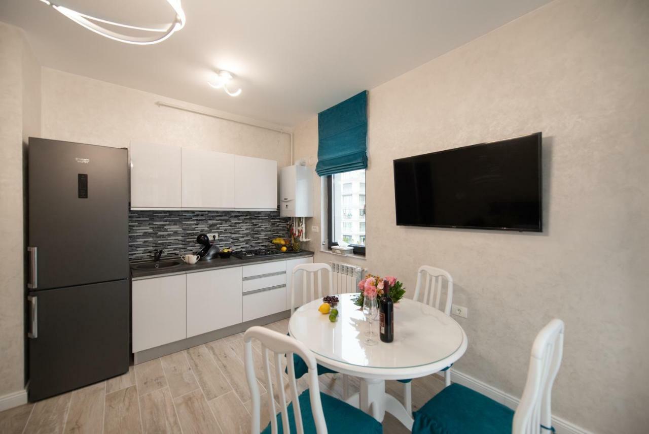 Luxury Apartment By The Sea Мамая Екстериор снимка